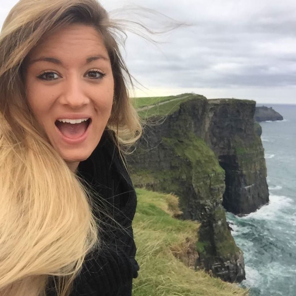 Meet your Posher, April